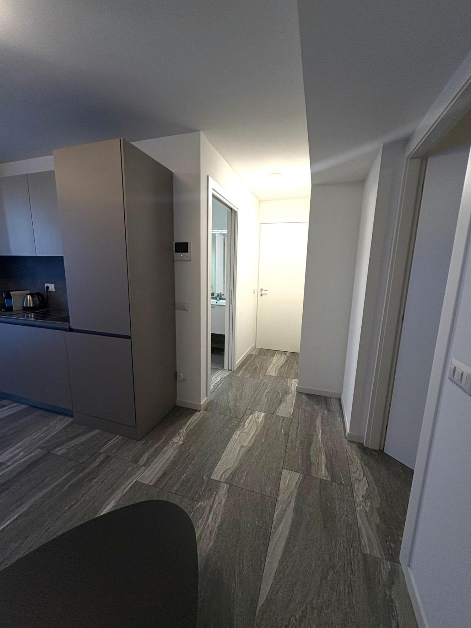 Essential Apartment Сесто Сан Джовани Екстериор снимка