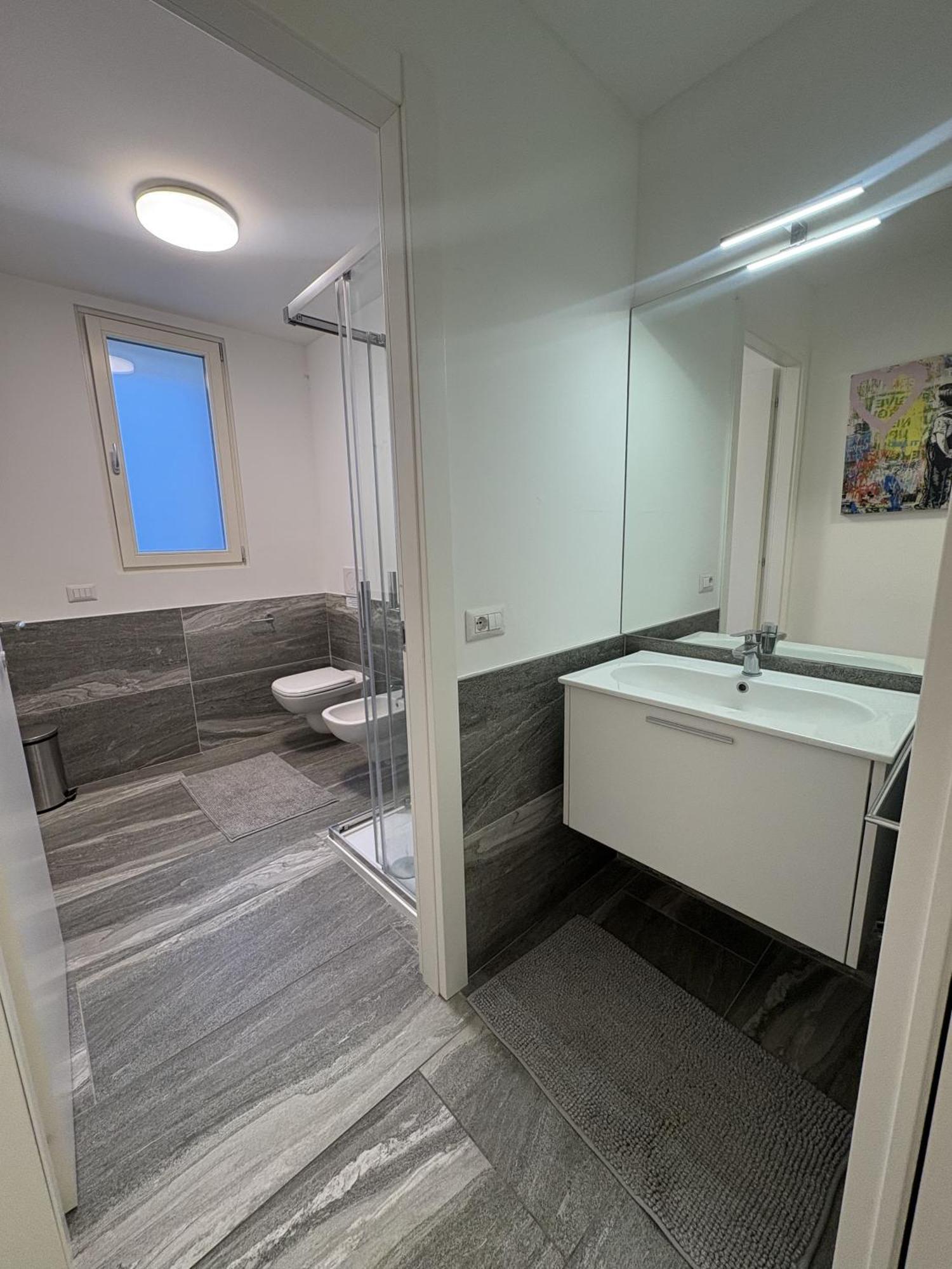 Essential Apartment Сесто Сан Джовани Екстериор снимка