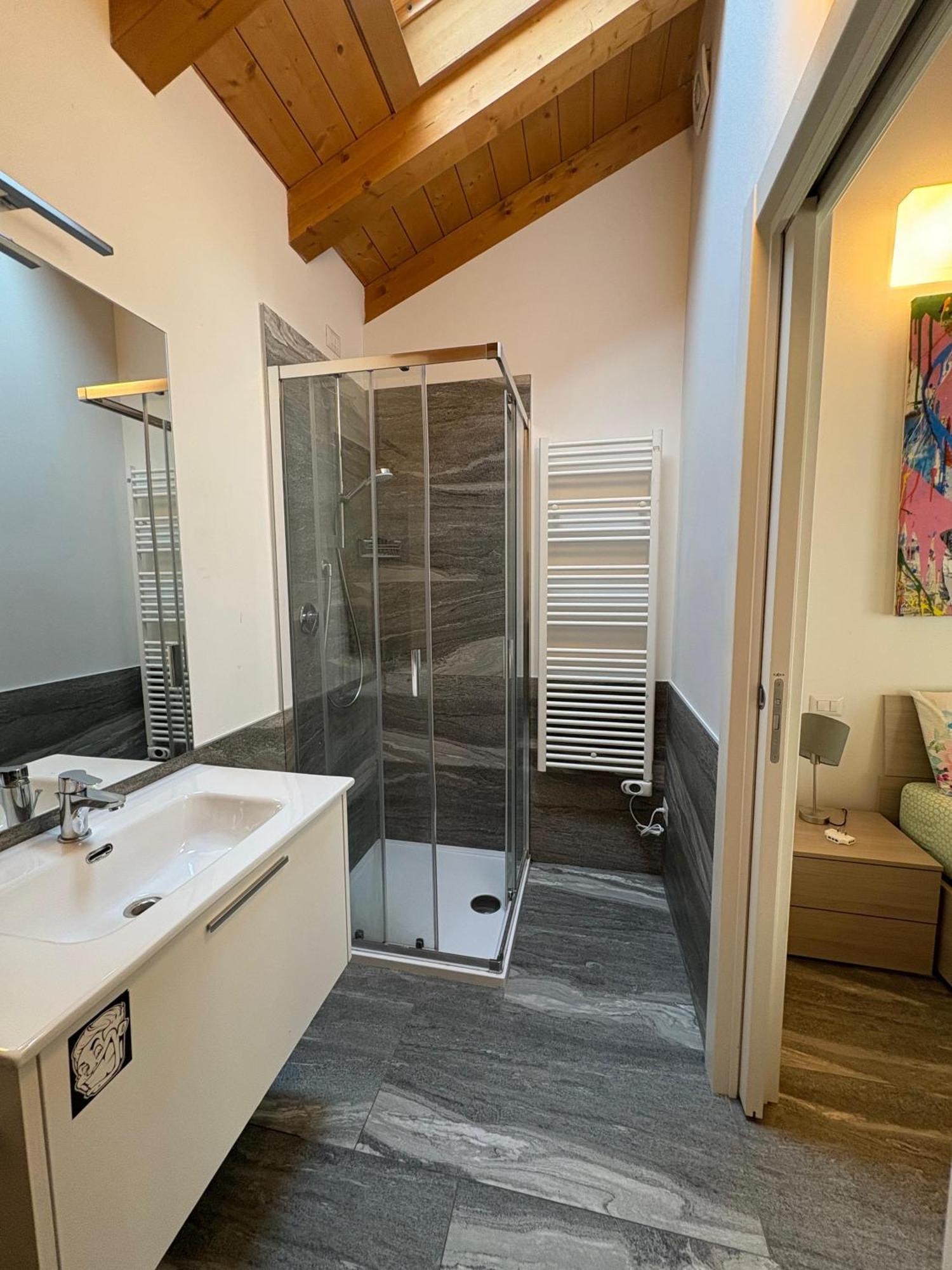 Essential Apartment Сесто Сан Джовани Екстериор снимка