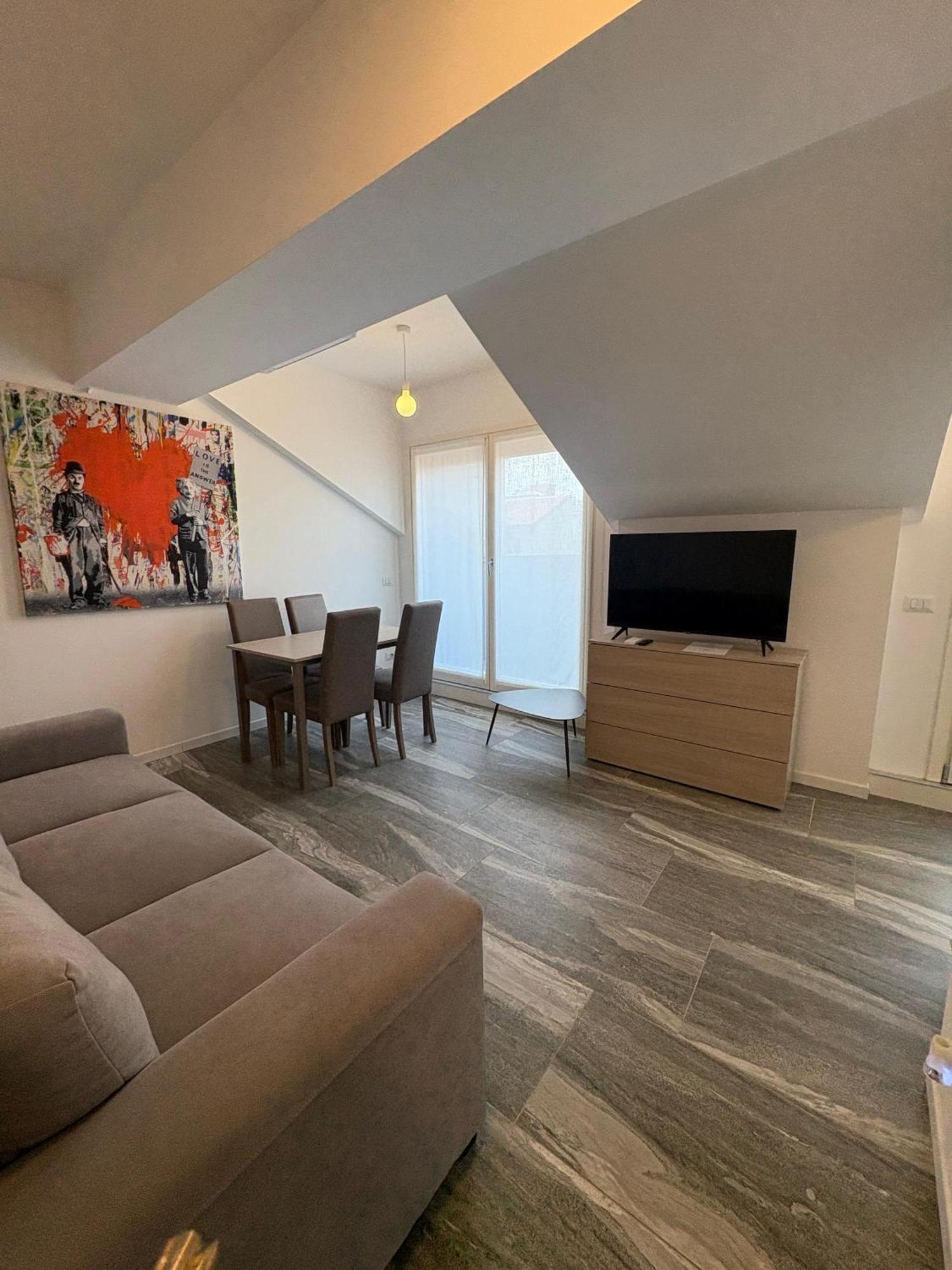 Essential Apartment Сесто Сан Джовани Екстериор снимка
