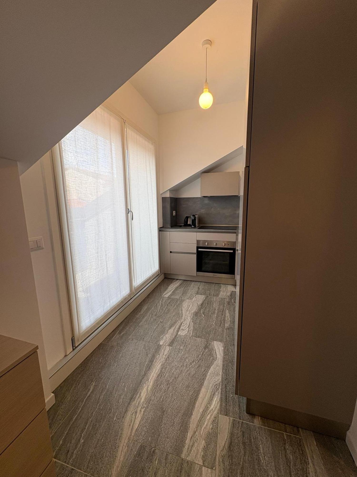 Essential Apartment Сесто Сан Джовани Екстериор снимка